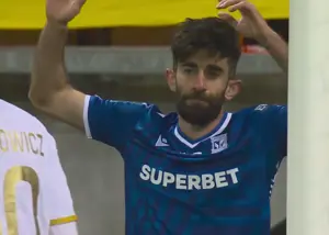 فاصله میلی‌متری قلی‌زاده با گل طلایی (عکس)