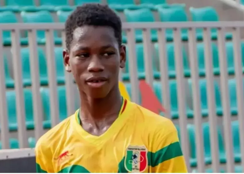 دوئل بارسلونا و پی‌اس‌جی برای جواهر جدید