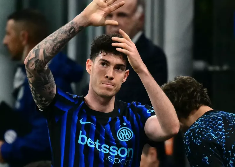 باستونی ترسو نیست که فرار کند!