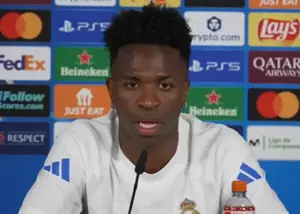 ادعای جنجالی وینیسیوس: نتوانستم با ژابی ارتباط بگیرم!