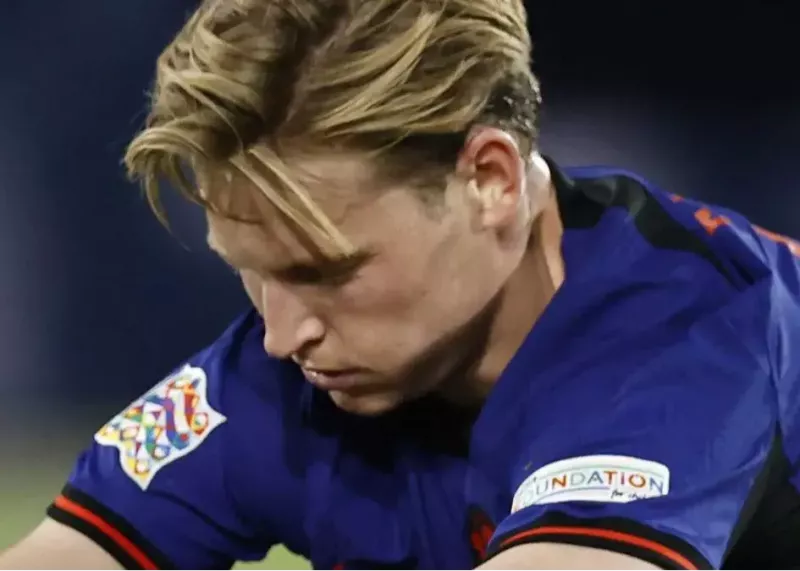 دی‌یونگ آماده بازگشت: نقشه استراتژیک بارسا برای دربی