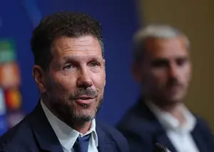 سیمئونه: بارسا در دفاع ضعف دارد