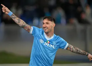 ناپولی ۱-۰ میلان | سبقت کونته از آلگری 