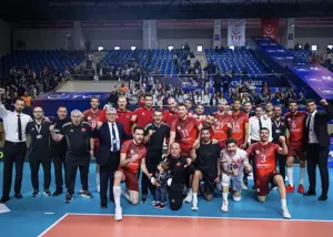 غول ترکیه رویای فینال را از کاپیتان تیم ملی گرفت