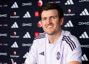 رسمی: قرارداد کاپیتان یونایتد تمدید شد