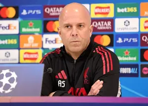 پیام نگران‌کننده آرنه اشلوت به هواداران لیورپول