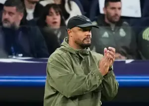 کمپانی از وینیسیوس جونیور دفاع کرد