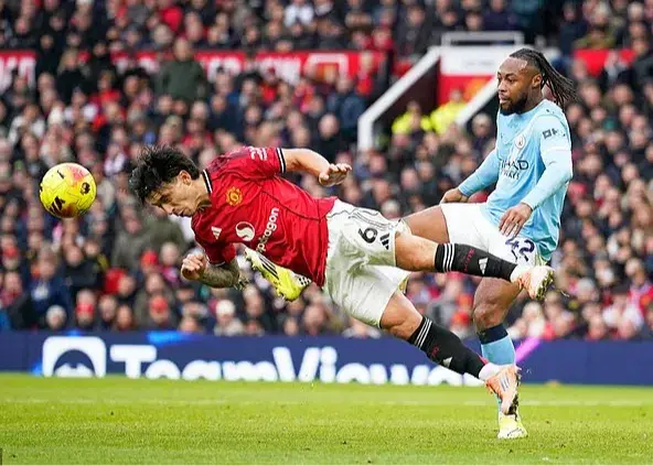 نسخه بی‌رحمانه اسکولز: این ۸ بازیکن را بفروشید!