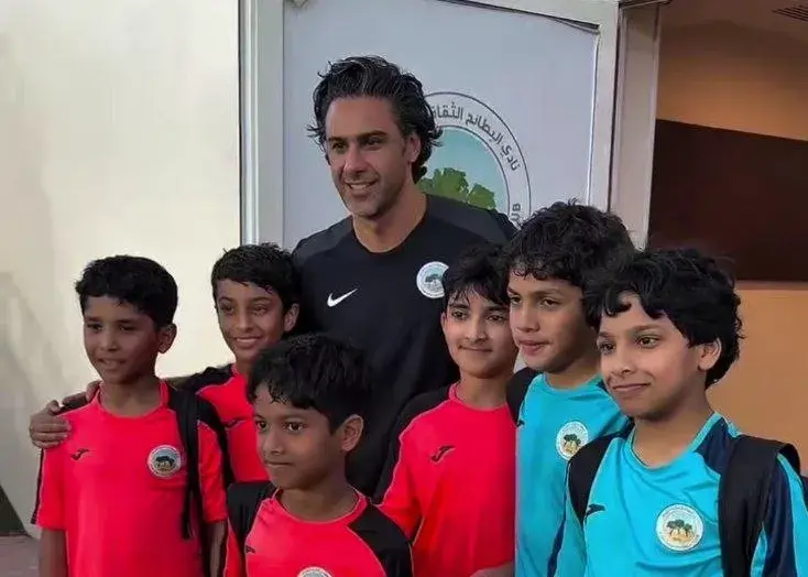 دیدار فرهاد مجیدی با جوانترینهای البطائح (عکس)