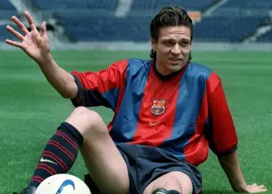 بازگشت غیرمنتظره یک اسطوره به فوتبال!