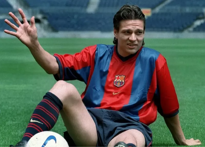 بازگشت غیرمنتظره یک اسطوره به فوتبال!