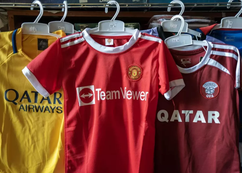 عملیات سپیده‌دم علیه لباس‌های فیک فوتبال!