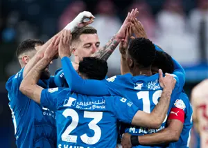 بغض الهلال با 6 تایی کردن الخلود ترکید