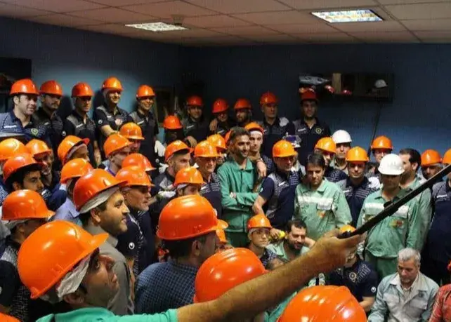 ... تا آن روز که فولاد شکوفه زند!