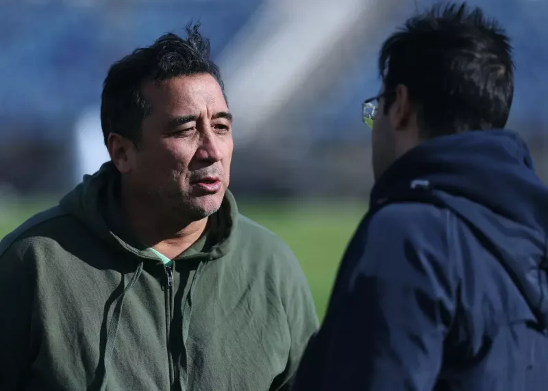 خداداد: بهتر است ادامه لیگ برگزار شود