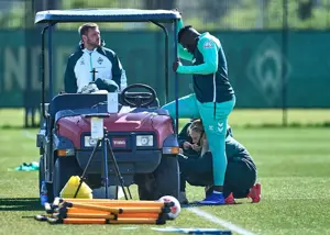 شکم بونیفیس اینطور جلو آمد!