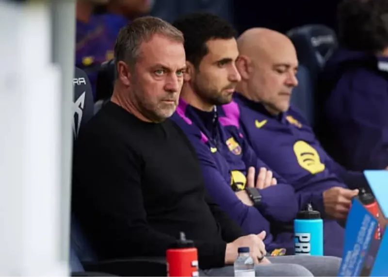 فلیک: اشتباه است، هنوز قهرمان نشده‌ایم