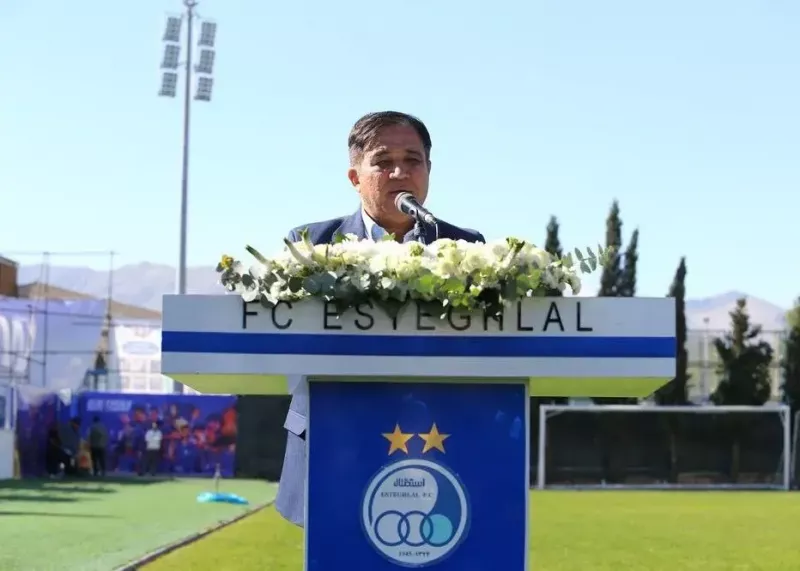 خارجی‌های استقلال با تاخیر برمی‌گردند