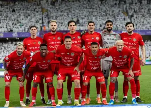 جای خالی عزت‌اللهی در عکس 11 نفره