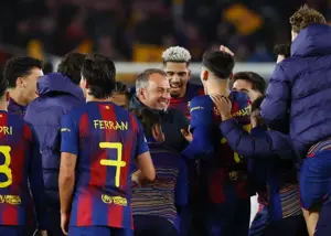 بارسا برای کامبک به اتلتیکو به سراغ تد لاسو رفت!