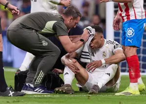 این پنالتی نبود! چهره خونین و تکان‌دهنده امباپه