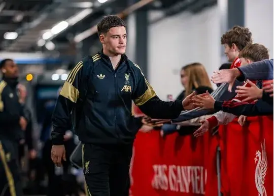 ترکیب لیورپول: تغییرات اشلوت برای فرار از بحران