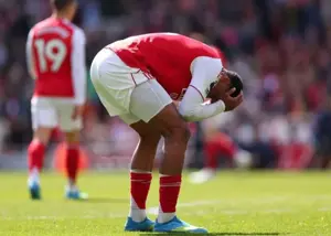 صبر هواداران به پایان رسید: آرسنال یکصدا هو شد