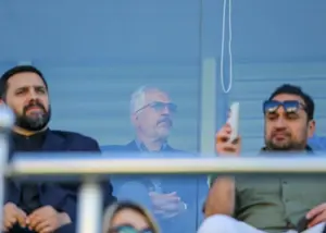 تئوریسین پارکت چوبی مهمان ویژه تمرین استقلال!