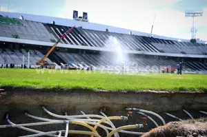 احتمال انتقال چمن ورزشگاه آزادی به تختی!