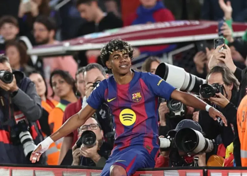 فرش قرمز پهن شد: لالیگای دوم برای یامال