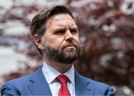 معاون ترامپ: بدون توافق به واشنگتن باز می‌گردیم