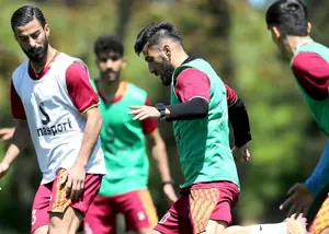 ادامه تمرینات چادرملو: همه بی‌تاب شروع لیگ