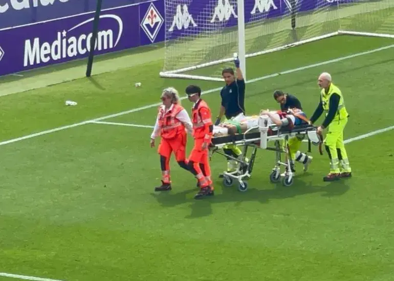 وحشت در ویولا پارک: ستاره جوان بیهوش شد