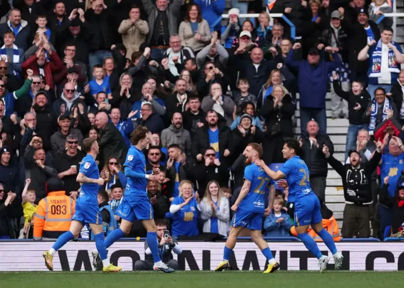 تیم هالیوودی به لیگ برتر نمیآید!