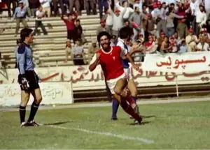 هشت سال جنگ و بهترین فوتبالیست‌های ایران