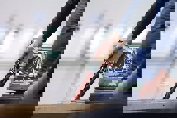 سرپرست فدراسیون تیراندازی منصوب شد