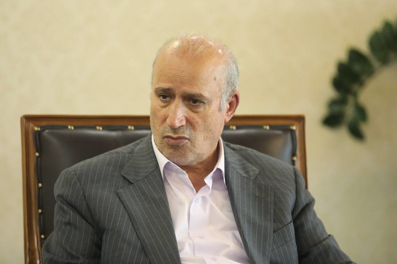 معین ادعای تاج را تکذیب کرد