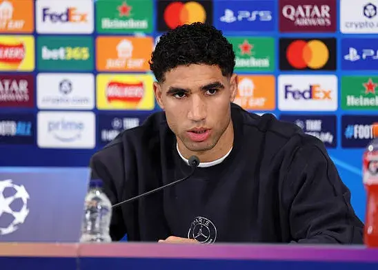 حکیمی: ما با اعتماد به نفس یک قهرمان آمده‌ایم