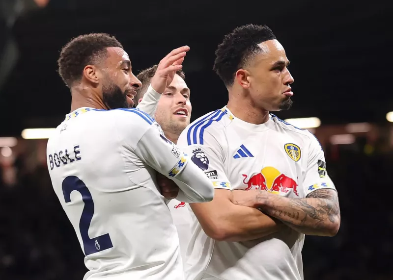 منچستریونایتد ۱-۲ لیدز | برد تاریخی در الدترافورد