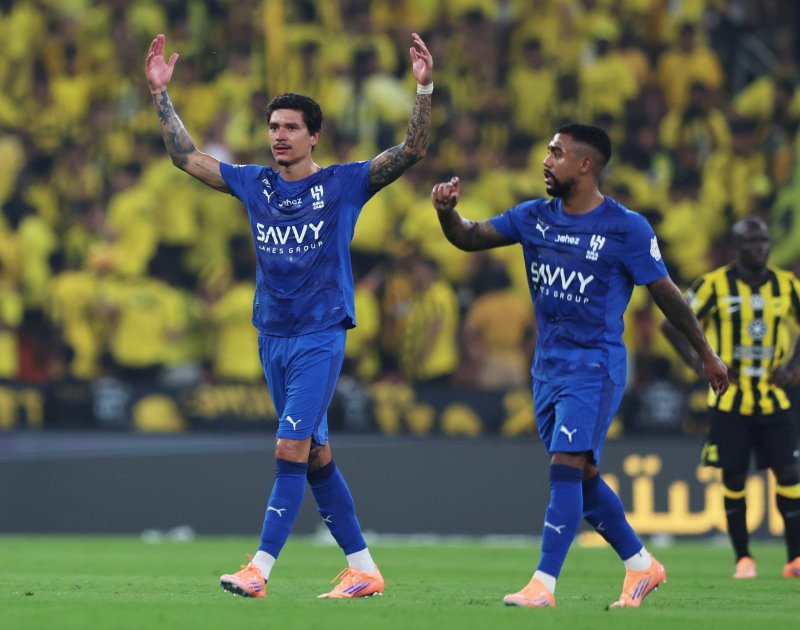 صندوق ثروتمند عربستان به دنبال فروش الهلال!