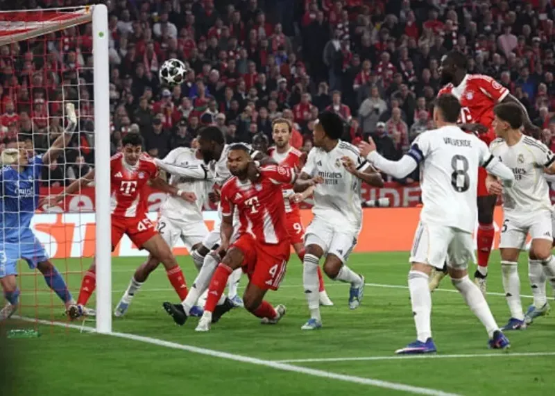 لونین پاسخ کادوی بزرگ نویر را داد! (عکس)