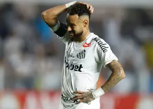 توهین عجیب نیمار به هوادار برزیلی: خیلی چاقی!