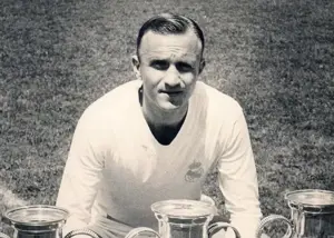 اسطوره اروگوئه‌ای رئال از دنیا رفت