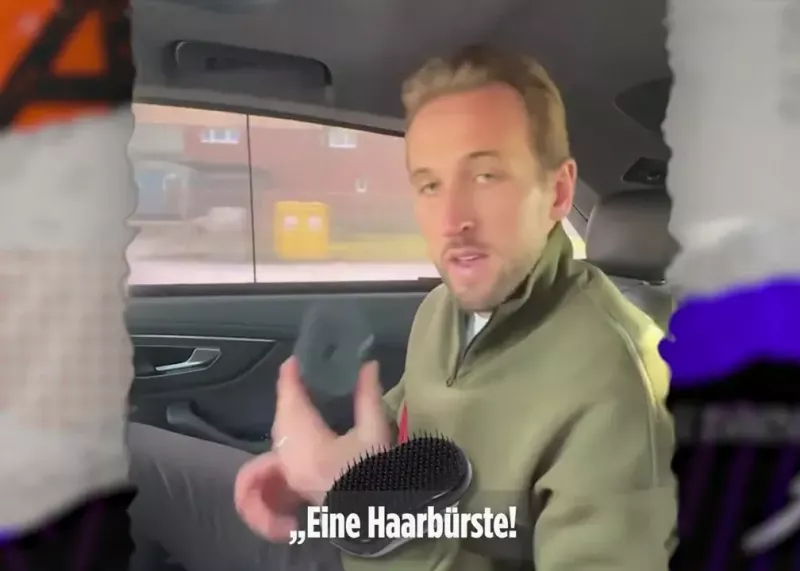 وسایل شخصی هری کین: برس و کرم ضدآفتاب!