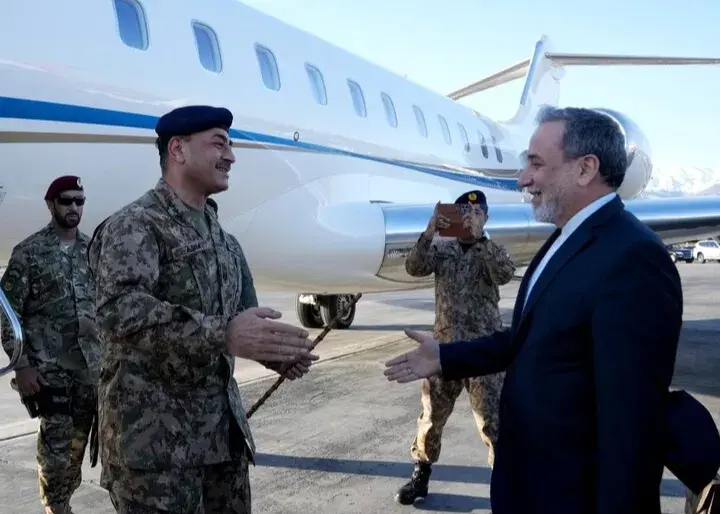 فرمانده ارتش پاکستان وارد تهران شد