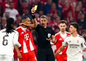 تلویزیون رئال از خجالت داور در آمد