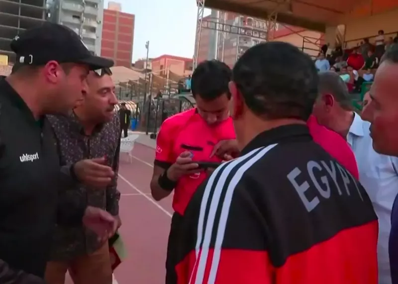 وی‌ای‌آر سنتی با تلفن همراه در لیگ مصر!