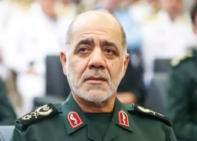 فرمانده قرارگاه خاتم: دشمنان راهی جز تسلیم ندارند