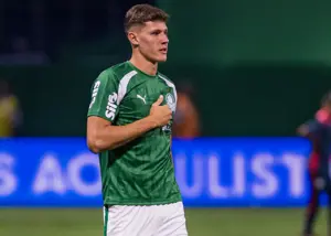 بارسلونا به شکار رفت: دین هویسن برزیلی بیاید!