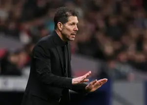 سیمئونه: رویا تمام شد، به زمین برمی‌گردیم!